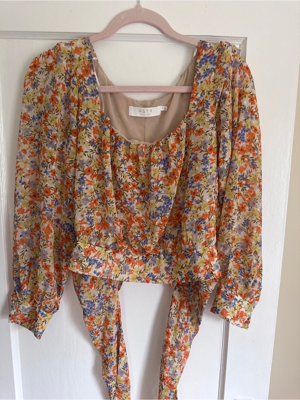 ASTR The Label Floral Tie-Back Long Sleeve Blouse